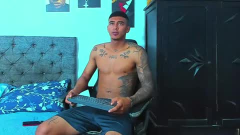 oliver_smith_2 online show from 03.23.26