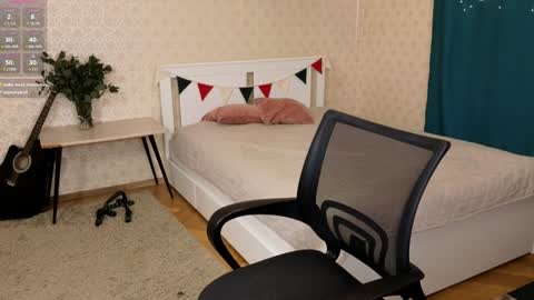 Snapshot of oliver_travis chatting on 01.25.25 Oliver Evans online show from 01.25.25