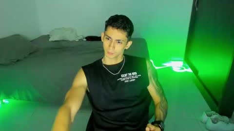 Oliver bennet online show from 03.06.25