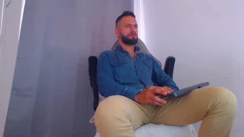 oliver online show from 02.13.25