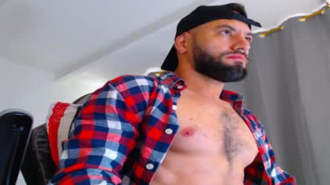 oliver online show from 10.16.25