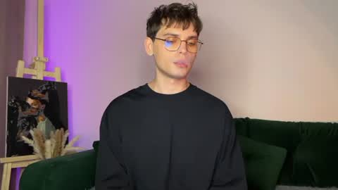 Snapshot of oliverlawrence chatting on 06.27.26 oliverlawrence online show from 06.27.26