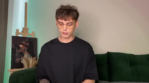 Snapshot of oliverlawrence chatting on 07.01.26 oliverlawrence online show from 07.01.26