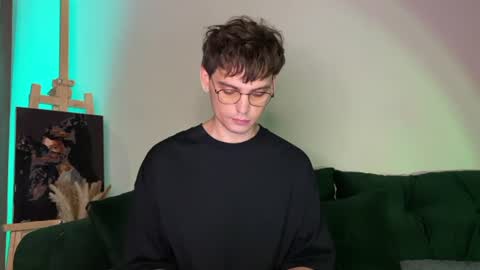 Snapshot of oliverlawrence chatting on 07.01.26 oliverlawrence online show from 07.01.26