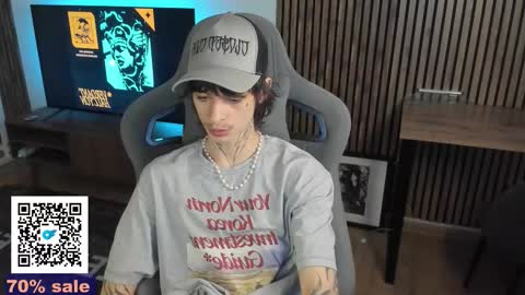 Snapshot of oliverrgroove chatting on 03.21.26 oliverrgroove online show from 03.21.26