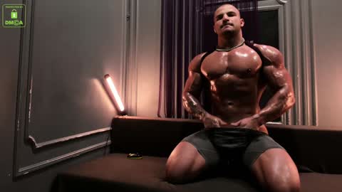 Snapshot of oliversport chatting on 12.06.24 OliverSport online show from 12.06.24