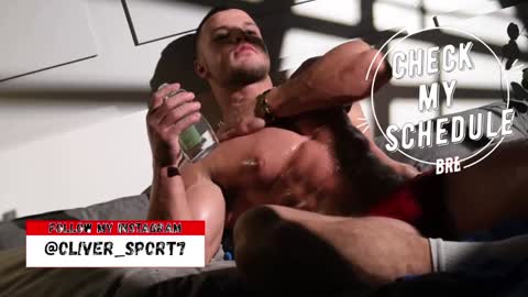 Snapshot of oliversport chatting on 12.06.24 OliverSport online show from 12.06.24