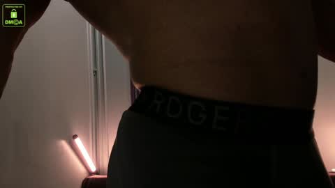 Snapshot of oliversport chatting on 01.28.25 OliverSport online show from 01.28.25