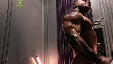 Snapshot of oliversport chatting on 01.31.25 OliverSport online show from 01.31.25