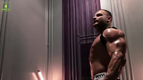 Snapshot of oliversport chatting on 02.01.25 OliverSport online show from 02.01.25