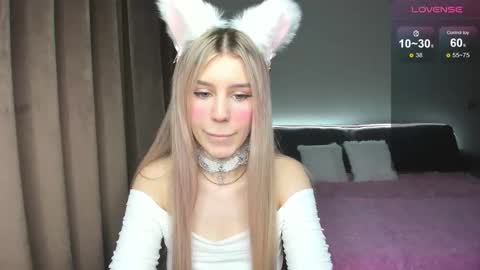 Olivia online show from 11.25.25