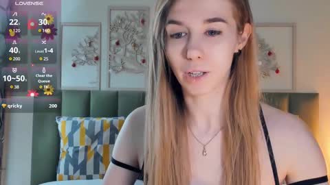 Olivia online show from 02.12.25