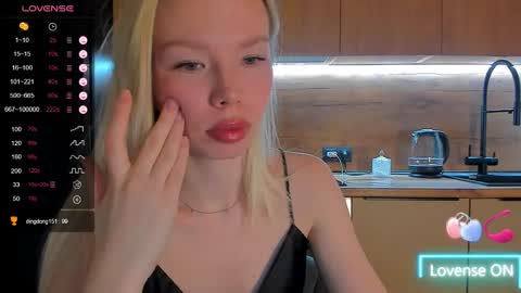 Olivia 3 online show from 04.16.26