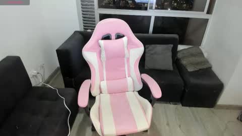 olivia_martine online show from 12.22.25