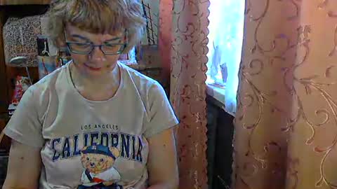 Olivia Mia online show from 03.23.26