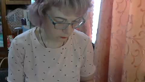 Olivia Mia online show from 05.15.26