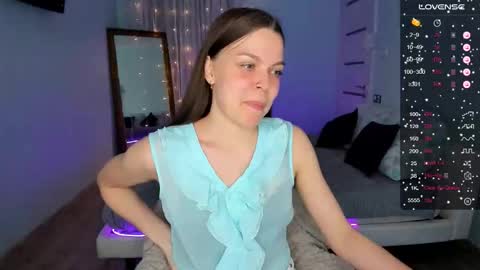 Olivia online show from 02.12.25