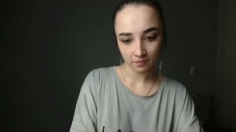 Snapshot of olivia_oliv chatting on 12.25.24 Olivia online show from 12.25.24