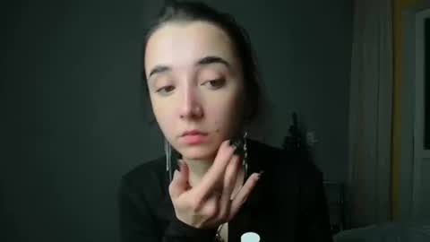 Snapshot of olivia_oliv chatting on 01.17.25 Olivia online show from 01.17.25