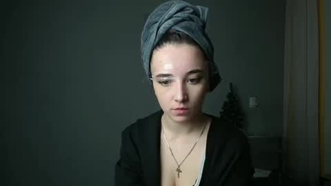 Snapshot of olivia_oliv chatting on 01.24.25 Olivia online show from 01.24.25