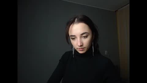 Snapshot of olivia_oliv chatting on 02.17.25 Olivia online show from 02.17.25