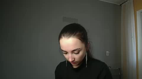 Snapshot of olivia_oliv chatting on 02.21.25 Olivia online show from 02.21.25