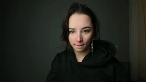 Snapshot of olivia_oliv chatting on 03.02.25 Olivia online show from 03.02.25