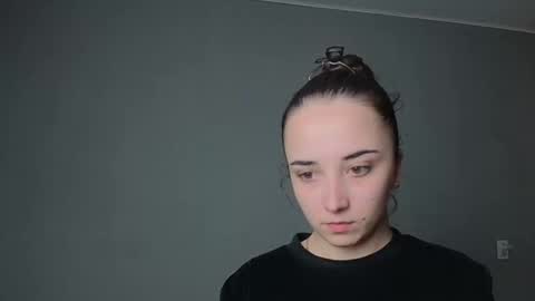 Olivia online show from 04.16.26