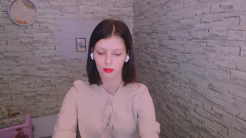 Olivia online show from 12.14.24