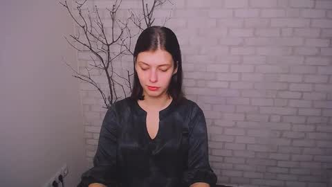 Olivia online show from 01.03.25