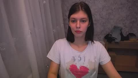 Olivia online show from 01.04.25