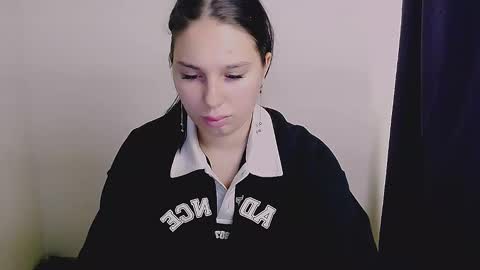 Olivia online show from 09.25.25