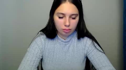 Olivia online show from 10.08.25