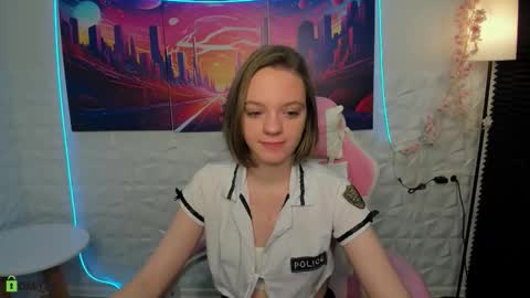 Snapshot of olivia_riesz chatting on 11.28.25 Olivia online show from 11.28.25