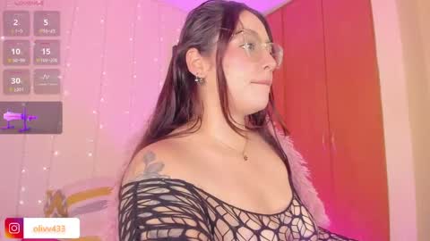 olivia_s19 online show from 04.25.26