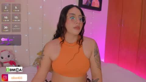 olivia_s19 online show from 06.25.26