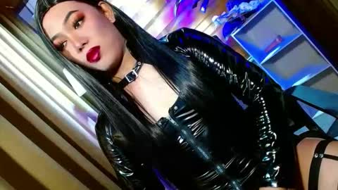 Miss OLIVIA online show from 04.21.26