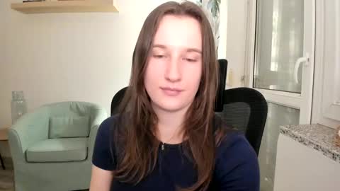 Oliwiaa2004 online show from 02.06.25