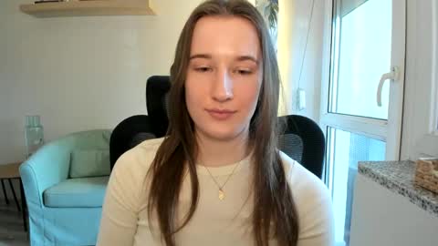 Oliwiaa2004 online show from 03.05.25