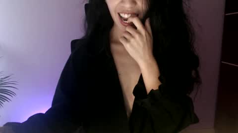 oliviaaa__ online show from 06.04.26