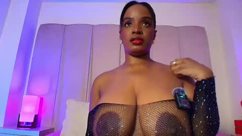 Snapshot of oliviabeneett chatting on 06.17.26 My name is olivia but can you call me Oli online show from 06.17.26