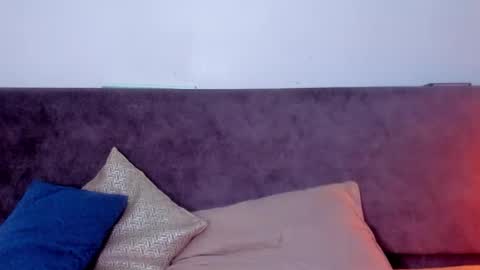 OLIVIA online show from 04.21.26