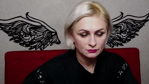 Snapshot of oliviahorst chatting on 12.04.24 OliviaHorst online show from 12.04.24