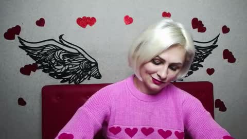 Snapshot of oliviahorst chatting on 02.19.25 OliviaHorst online show from 02.19.25