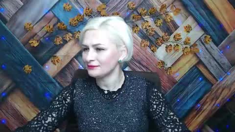 Snapshot of oliviahorst chatting on 11.24.25 OliviaHorst online show from 11.24.25