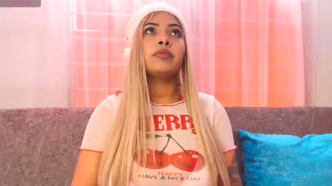 Olivia  online show from 12.02.25