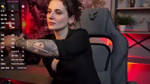 Snapshot of oliviamcclean chatting on 03.19.26 Liv online show from 03.19.26