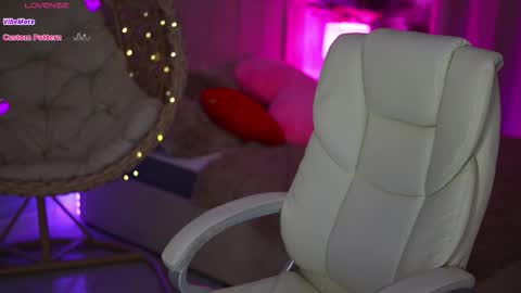 Olivia online show from 03.15.26