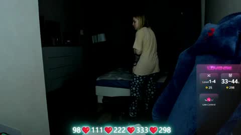 . online show from 04.04.26