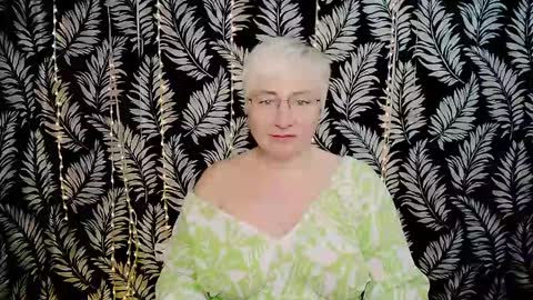 Kelly online show from 04.14.26